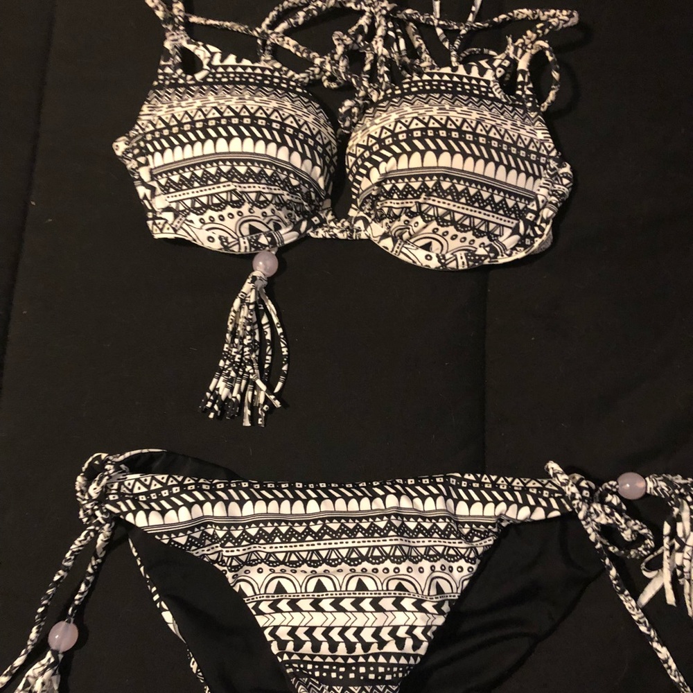 Victoria’s Secret Bikini